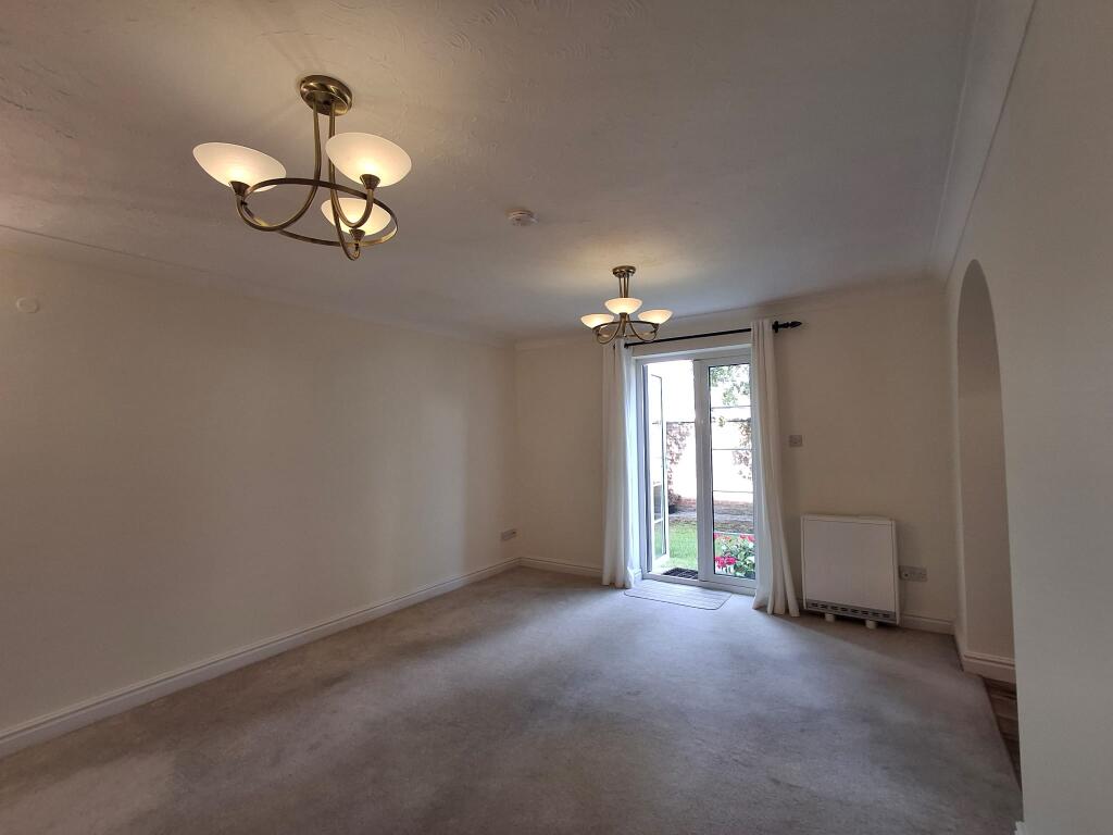 Apartment in Salisbury - View 4