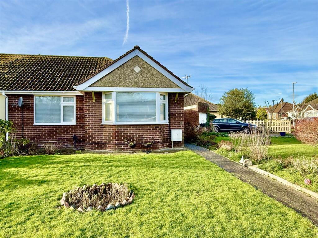 Main image of property: Riverdale Close, Swindon