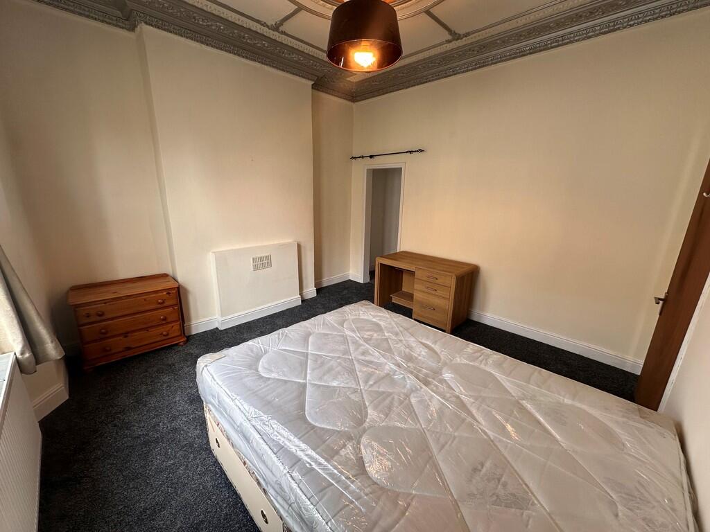 1 bedroom house share for rent