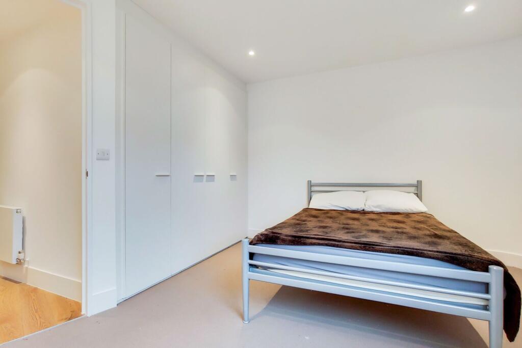 Apartment in London - View 4