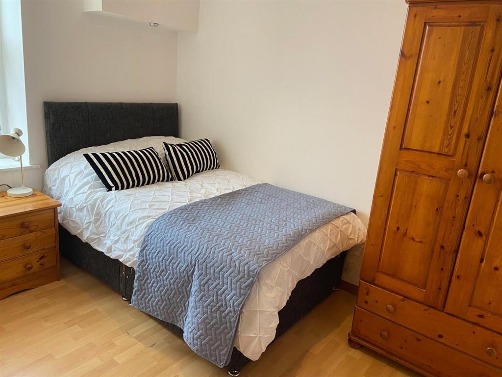 Apartment in Newcastle upon Tyne - View 4