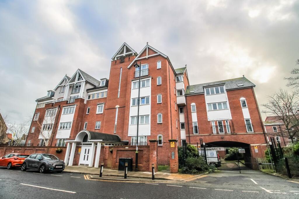 Main image of property: Flat , Park Hall, The Cloisters, Sunderland, Tyne and Wear, SR2