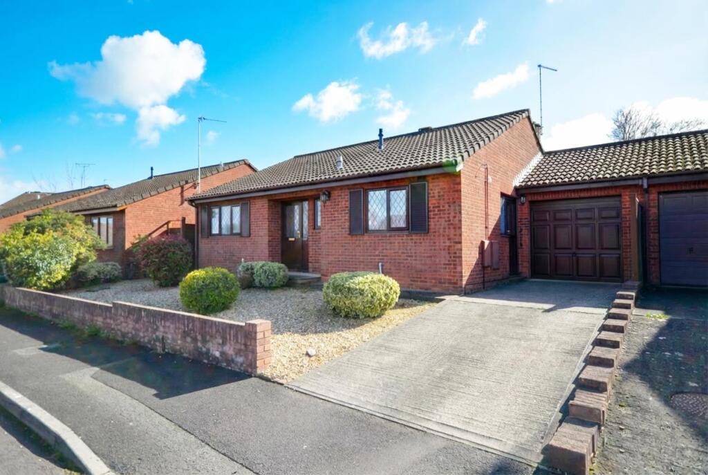 Main image of property: Tilley Close, Keynsham, Bristol