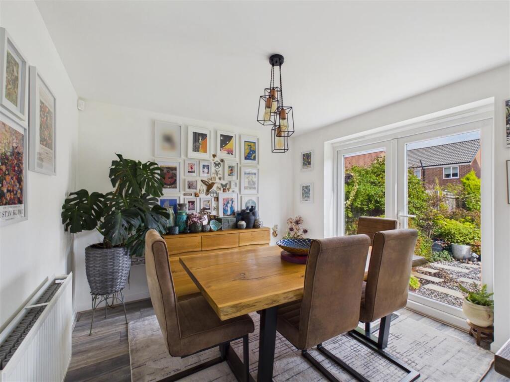House in Ingleby Barwick, Stockton-on-Tees - View 5
