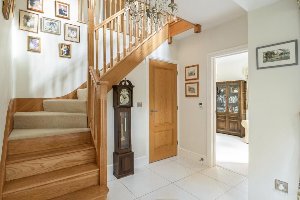 House in Southampton - View 5