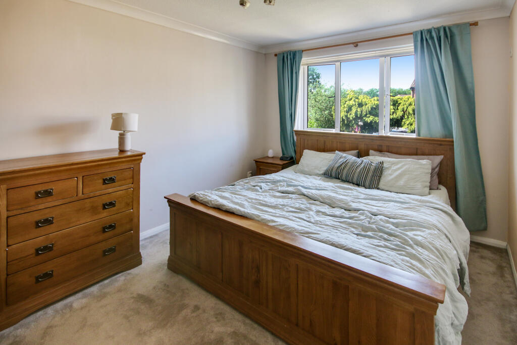 House in Mid Sussex, Worth - View 6