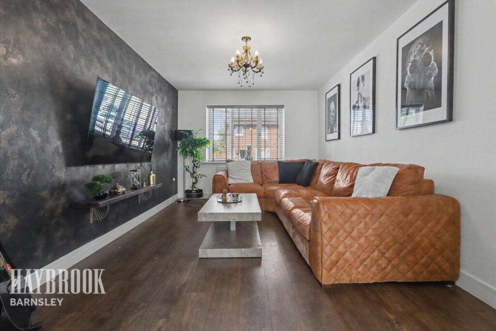 House in Barnsley, South Yorkshire - More