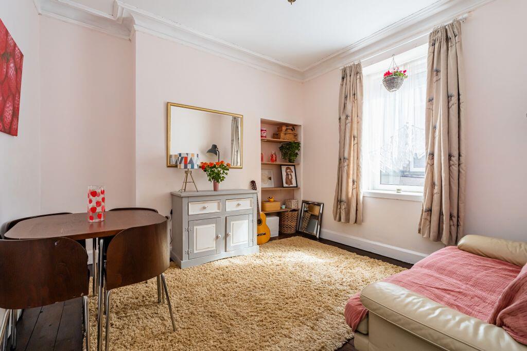 Apartment in Edinburgh - View 3