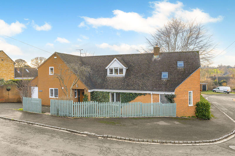 Main image of property: Metcalfe Close, Drayton. Approx 2300 Sq Ft.