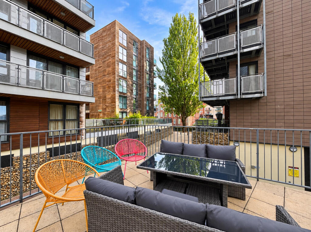 Apartment in Norwich - View 2