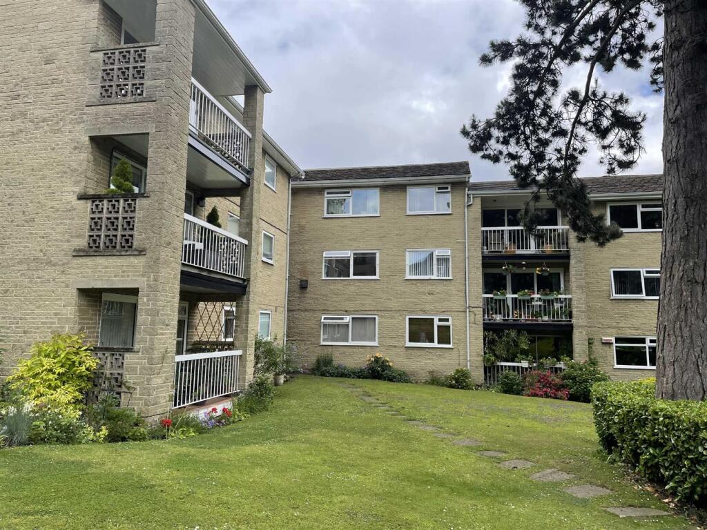 Apartment in Sheffield - View 2