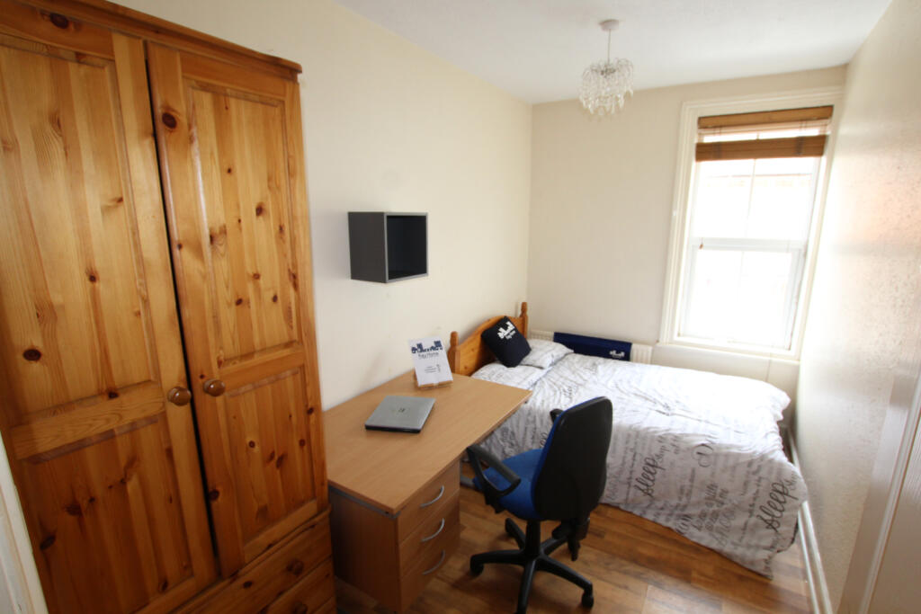 Main image of property: Agnes Road, NN2