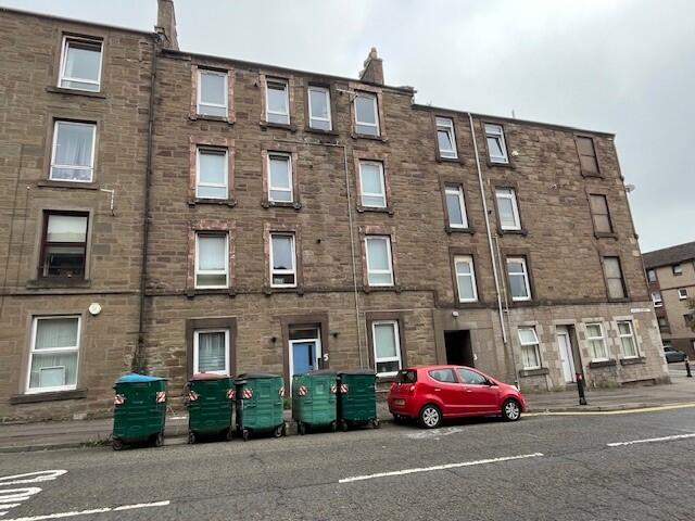 Main image of property: 3/L, 5 Arklay Street, Dundee, DD3 7PG