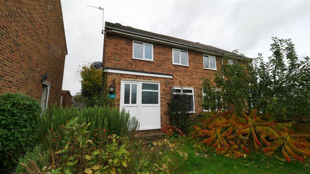 Main image of property: Chapmans, Hemingford Abbots
