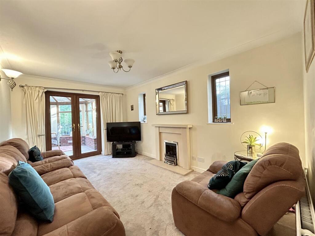 Additional image 3 of Ross, Rowley Regis