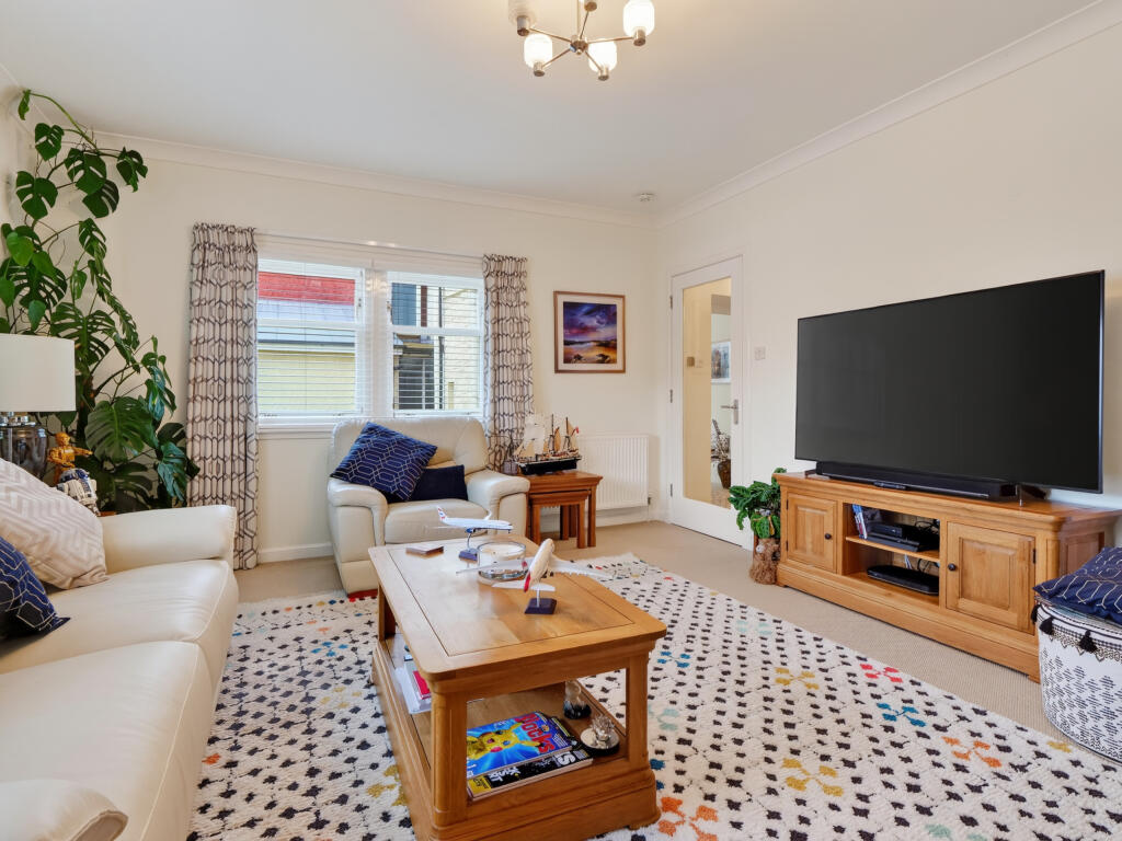 Apartment in Ardrossan, North Ayrshire - More