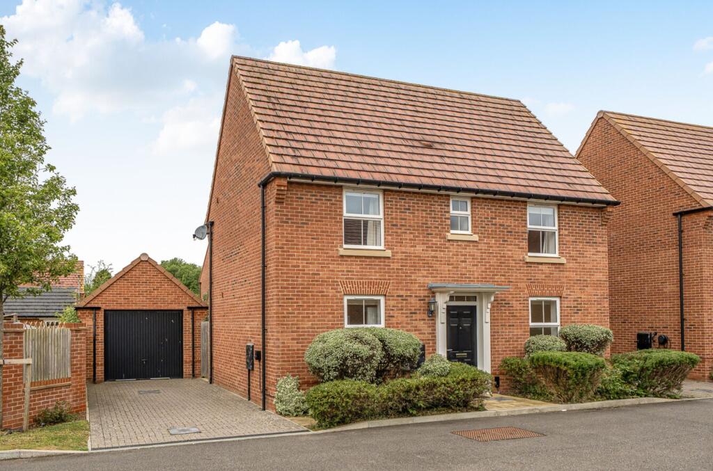 Main image of property: Toop Gardens, Aldingbourne, PO20