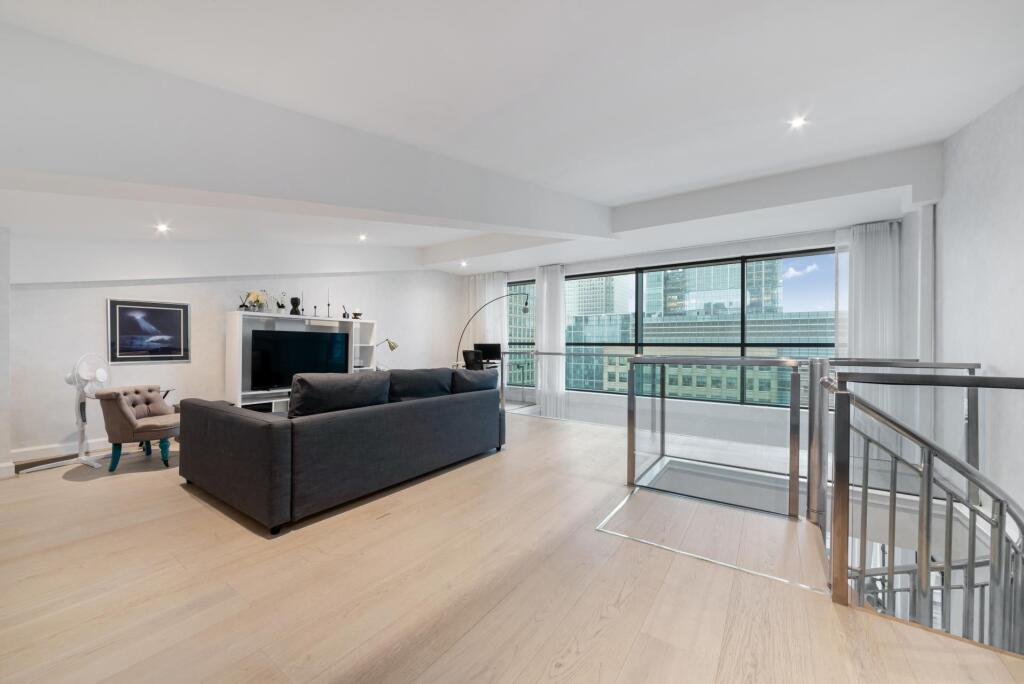 2 bedroom duplex for rent