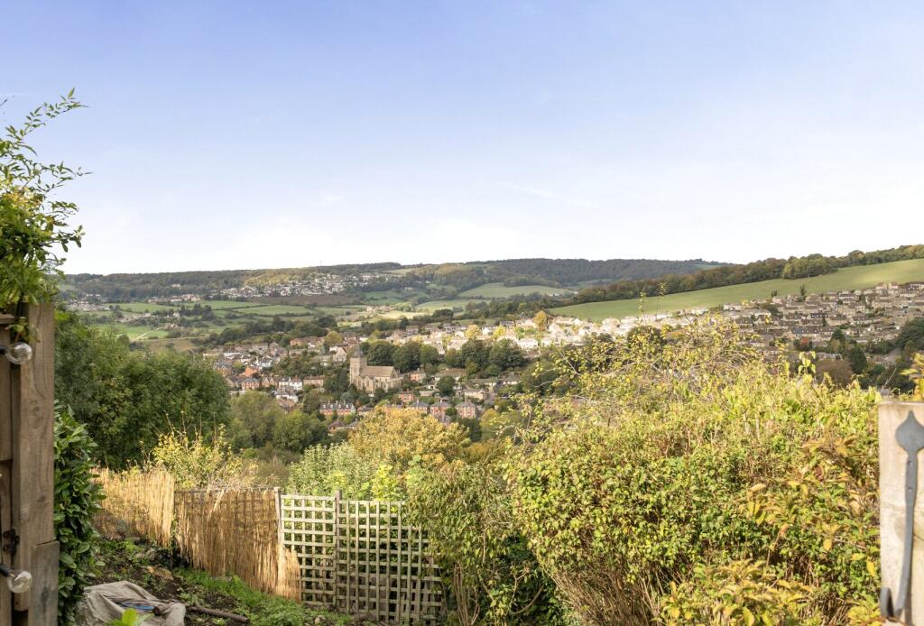 House in Stroud - View 3