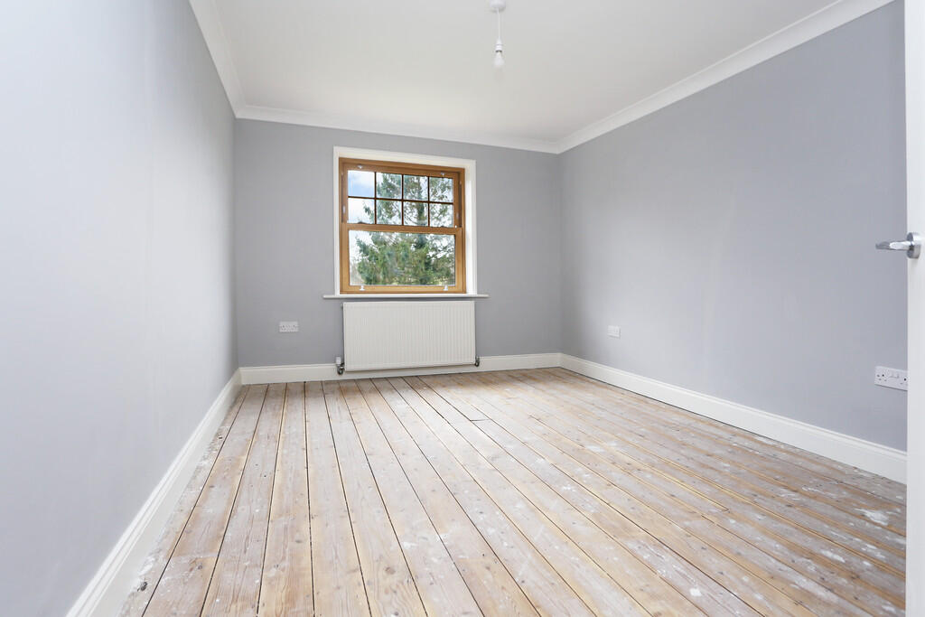 House in Southampton - View 5