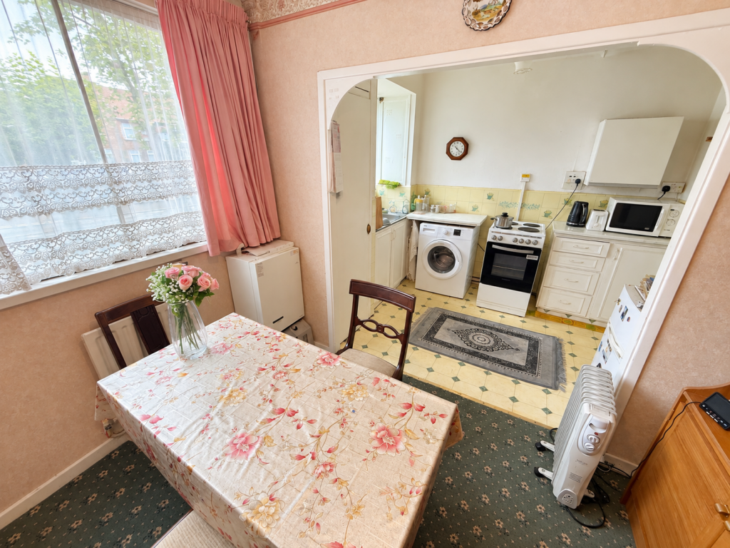 House in London - View 5