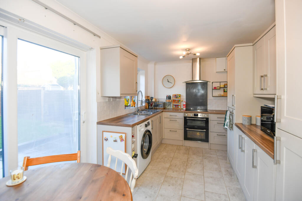 Brookmead, Southwick photo 3