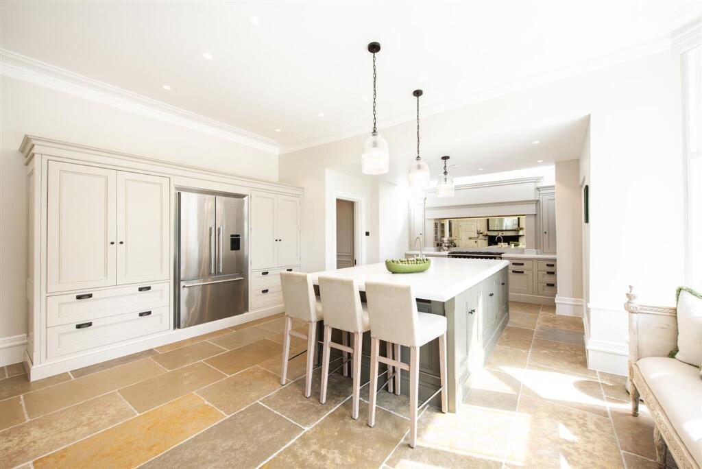 House in Chelmsford - View 4
