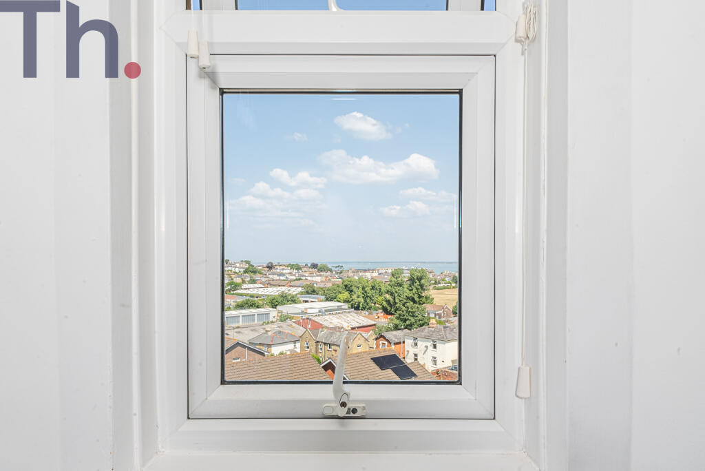 1-bed flat on Ryde, Isle Of Wight, £129,950