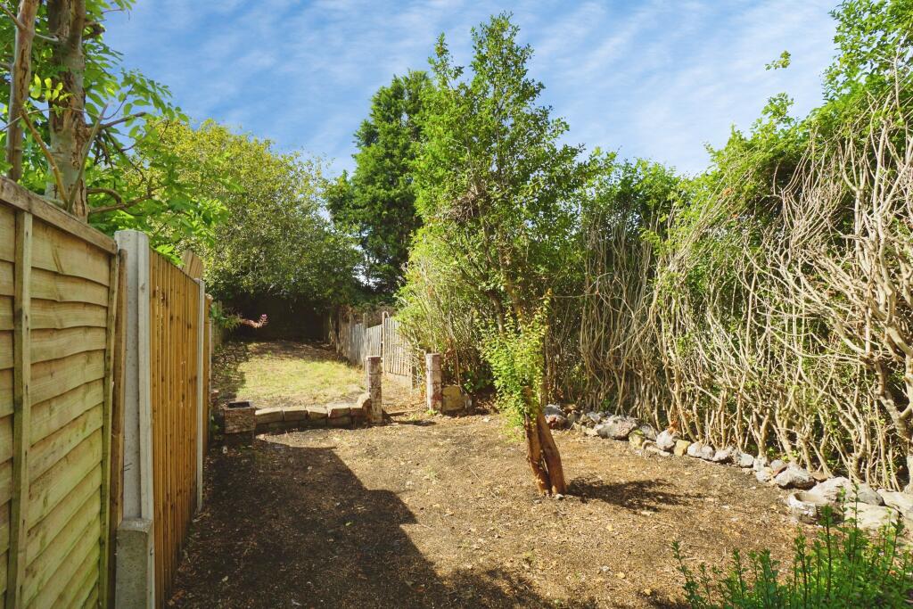 House in Dudley - View 4