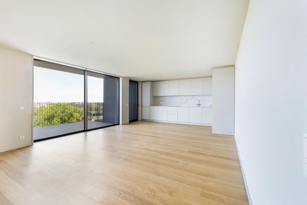 Main image of property: Oporto, Vila Nova de Gaia