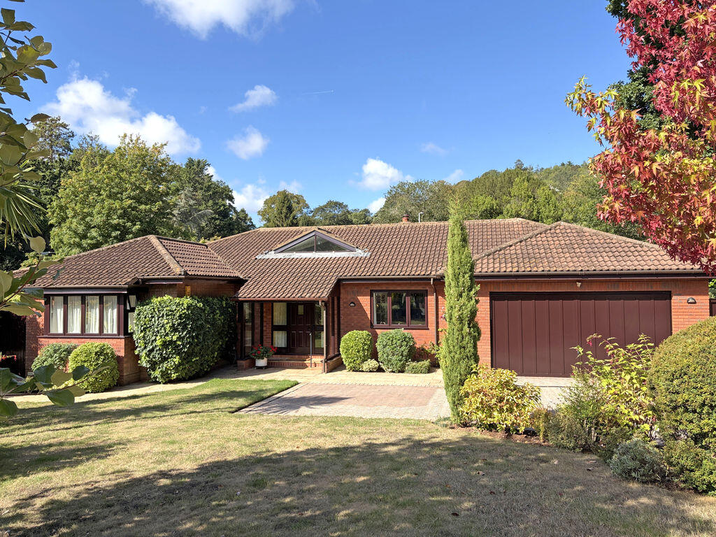 Main image of property: Deans Mead, Sidmouth