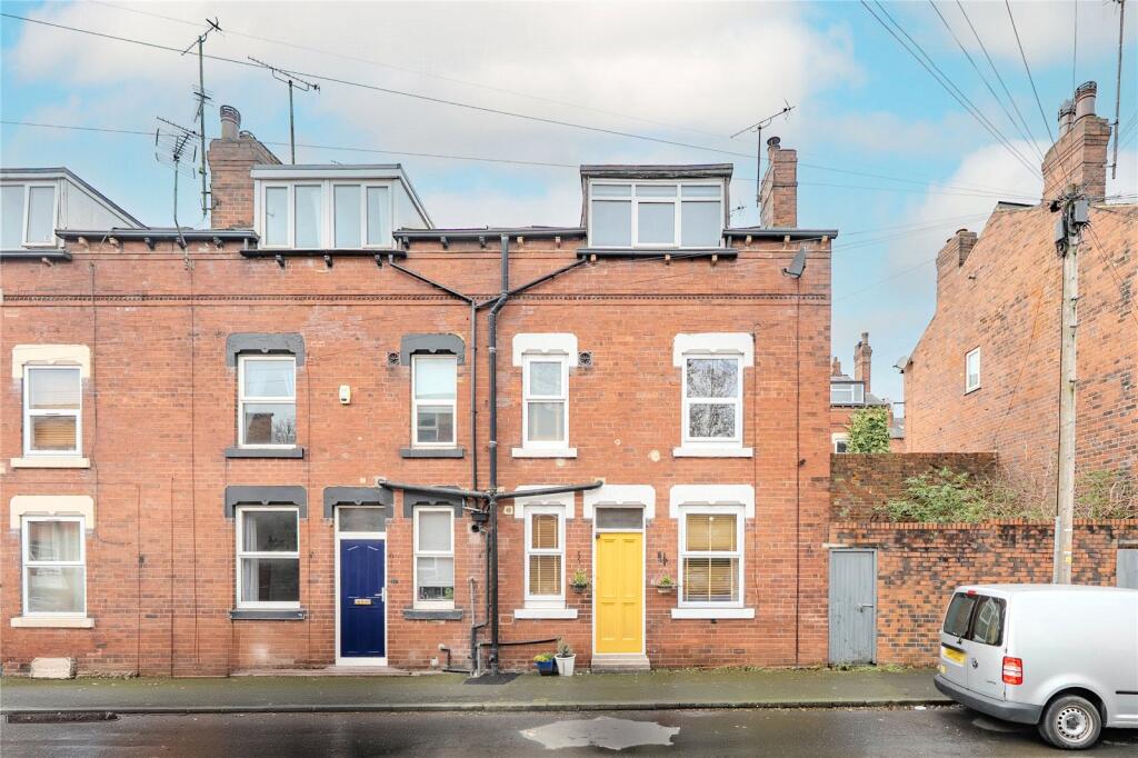 Main image of property: Highbury Lane, Leeds
