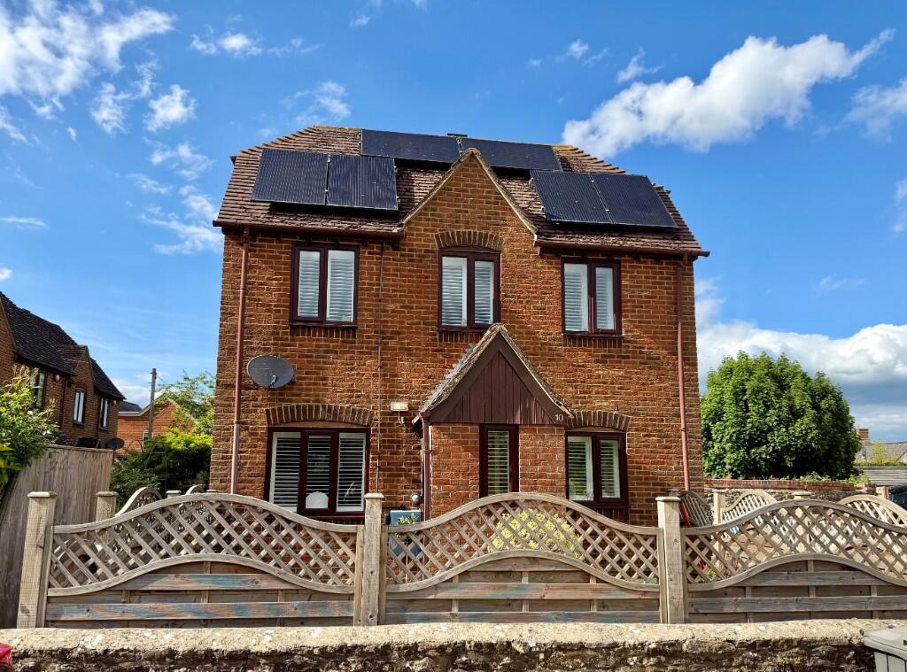 Main image of property: Blandford Mews, Highworth, SN6