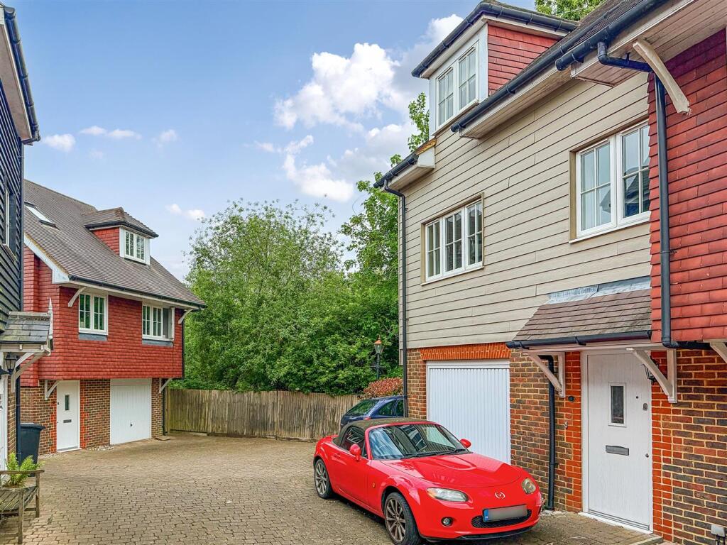 Burnhams, Rye, East Sussex TN31 7LW – pohled 2