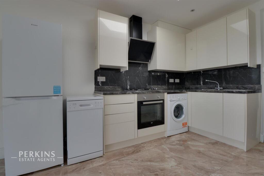House in Southall - View 2