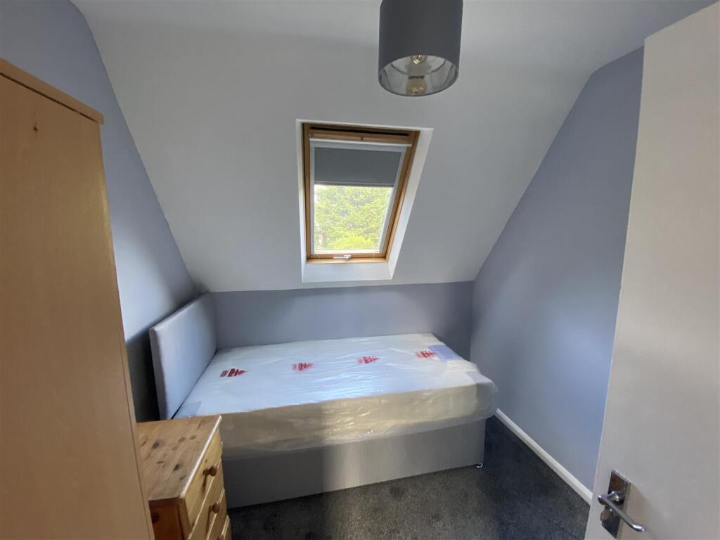 Additional image 16 of Roe Green Lane, Hatfield