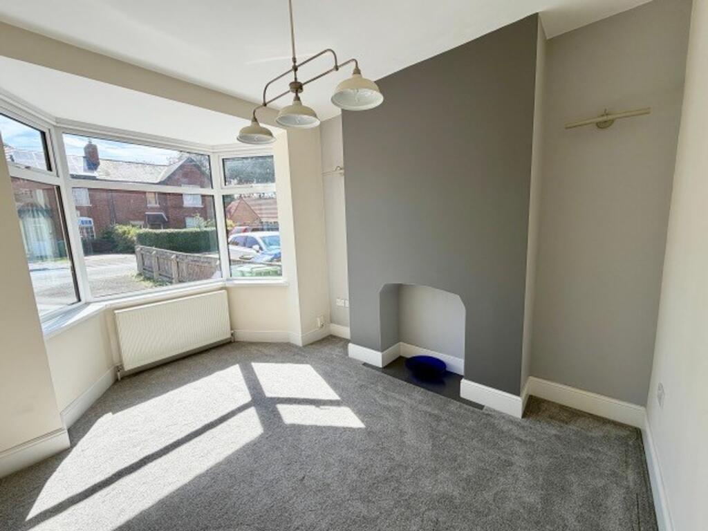 House in Healing, North East Lincolnshire - More