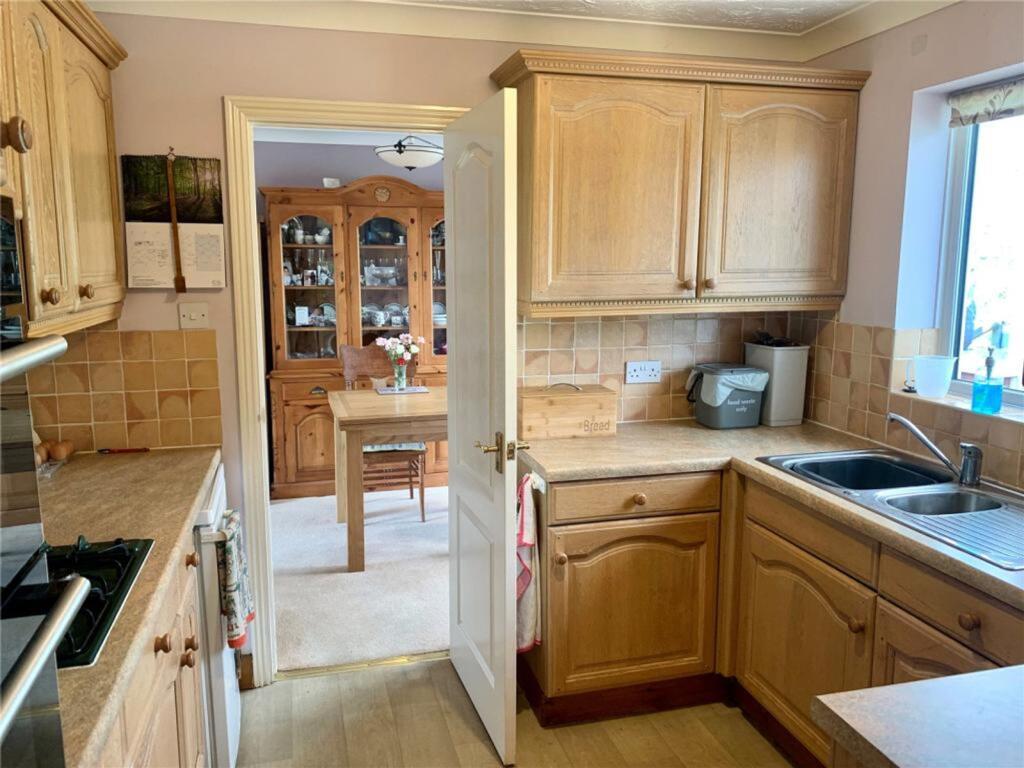 House in Exeter - View 4
