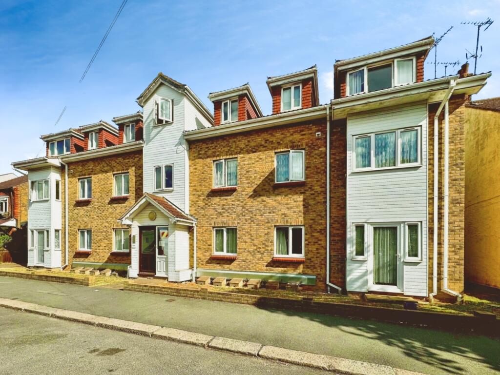 Main image of property: South Avenue, Southend-On-Sea
