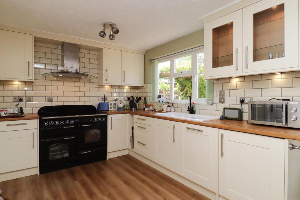 House in Taunton - View 4