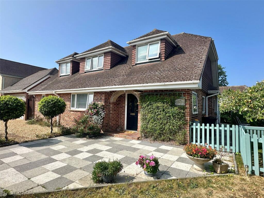 Main image of property: George Road, Milford on Sea, Lymington, Hampshire, SO41