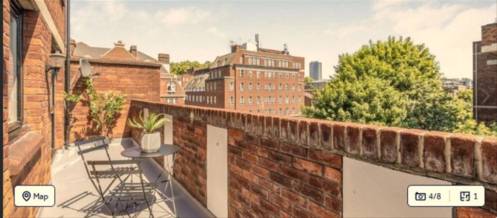 Apartment in London - More