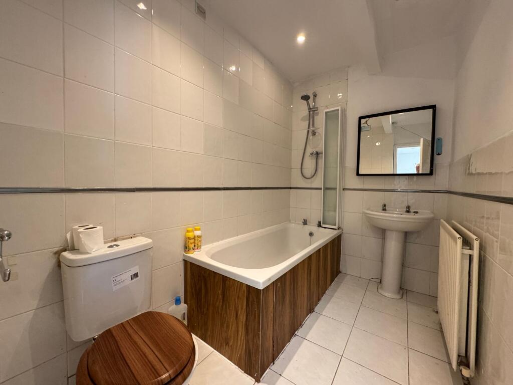 House in Newcastle upon Tyne, Tyne and Wear - View 5