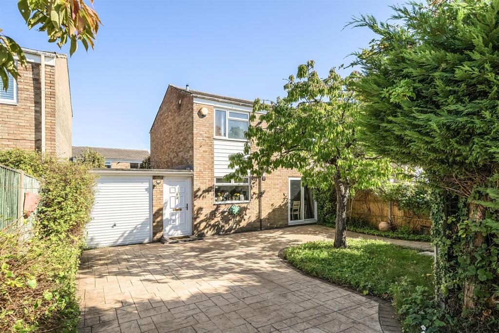 Main image of property: Abingdon Drive, Caversham, Reading