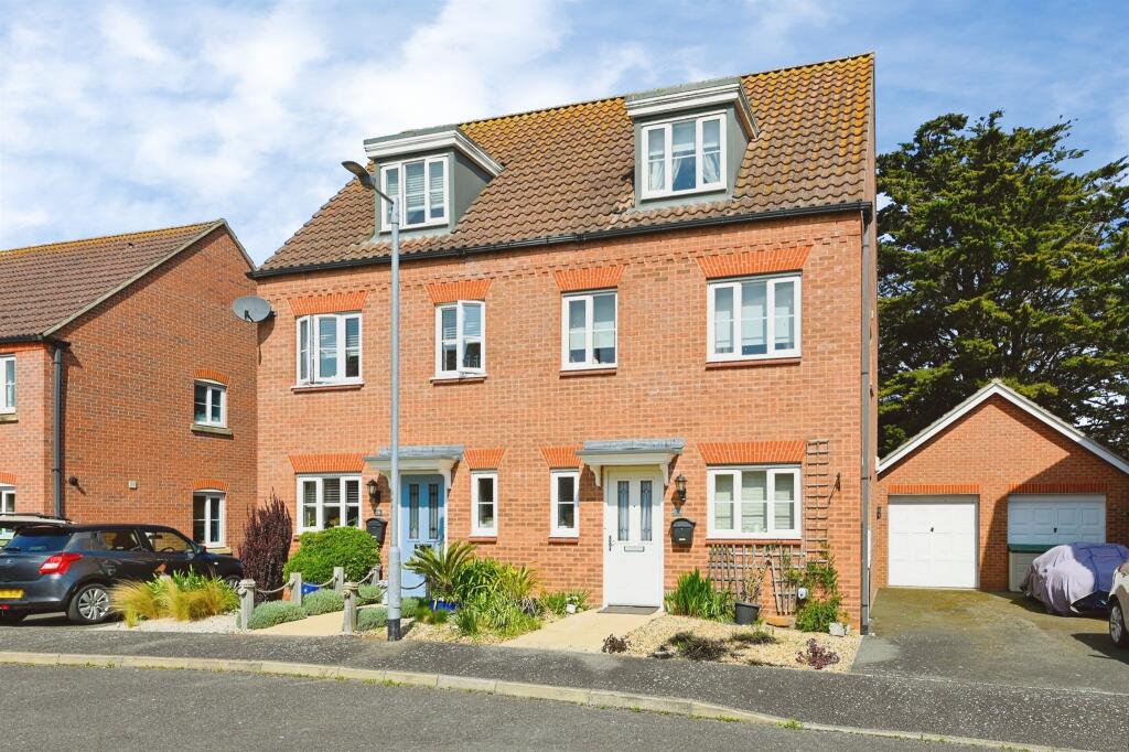 Main image of property: Benstead Close, Heacham, King's Lynn