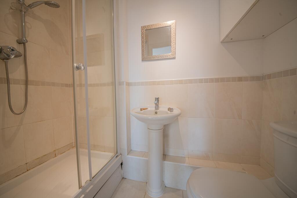 Apartment in Southampton - More