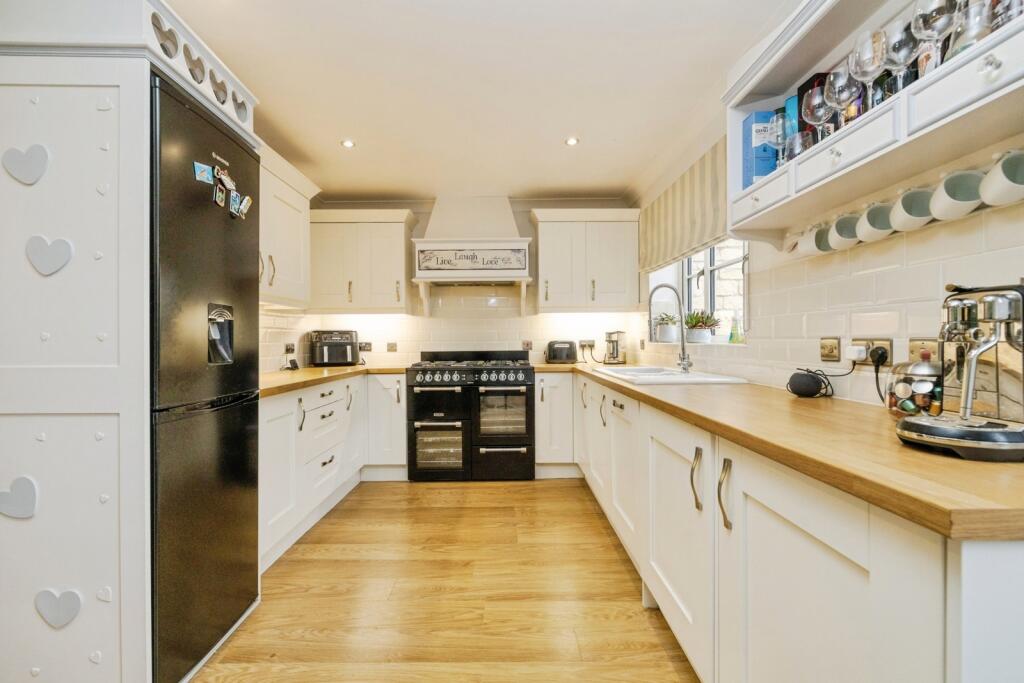 House in North Kesteven, Navenby - View 5