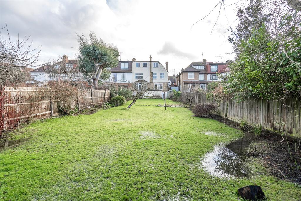 Woodside Avenue, Highgate, London, N6 - View 6