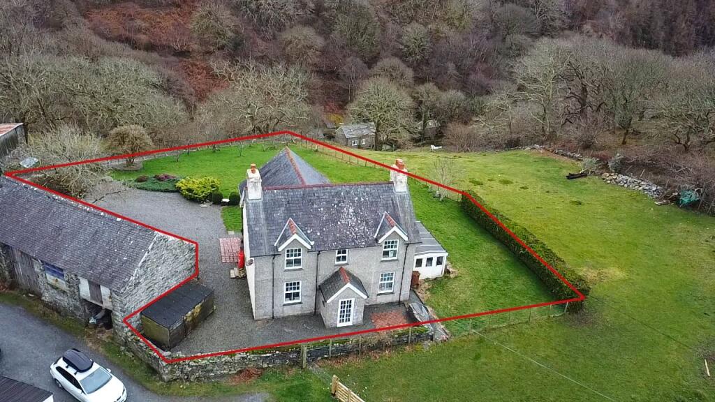 Main image of property: Friog, Fairbourne, Gwynedd, LL38