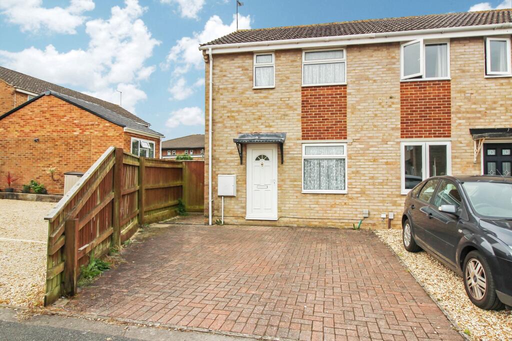 Main image of property: Kilsyth Close, Freshbrook, SN5